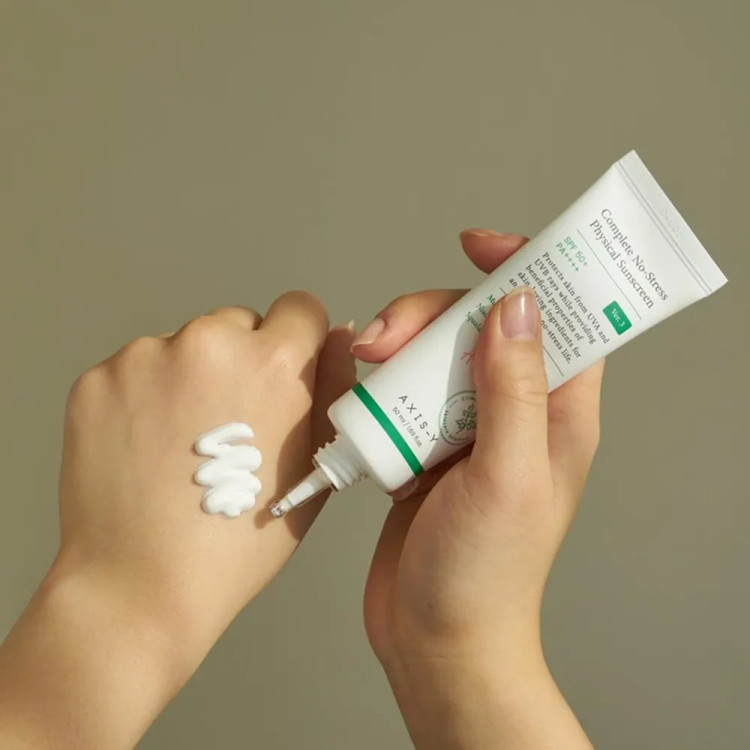 کرم ضد آفتاب اکسیس وای مدل Complete No-Stress SPF50 حجم ۵۰ میلی لیتر