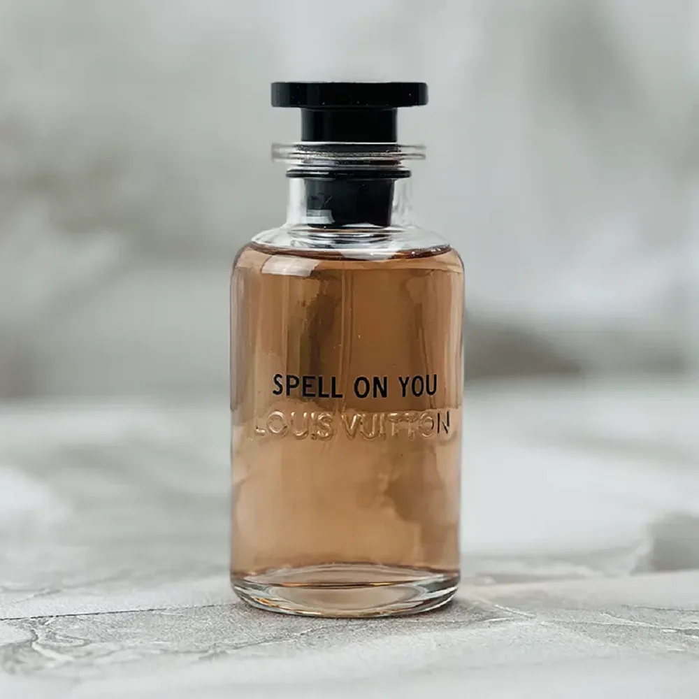 عطر ادکلن زنانه اسپل آن یو 100 میل ( مستر کوالیتی)